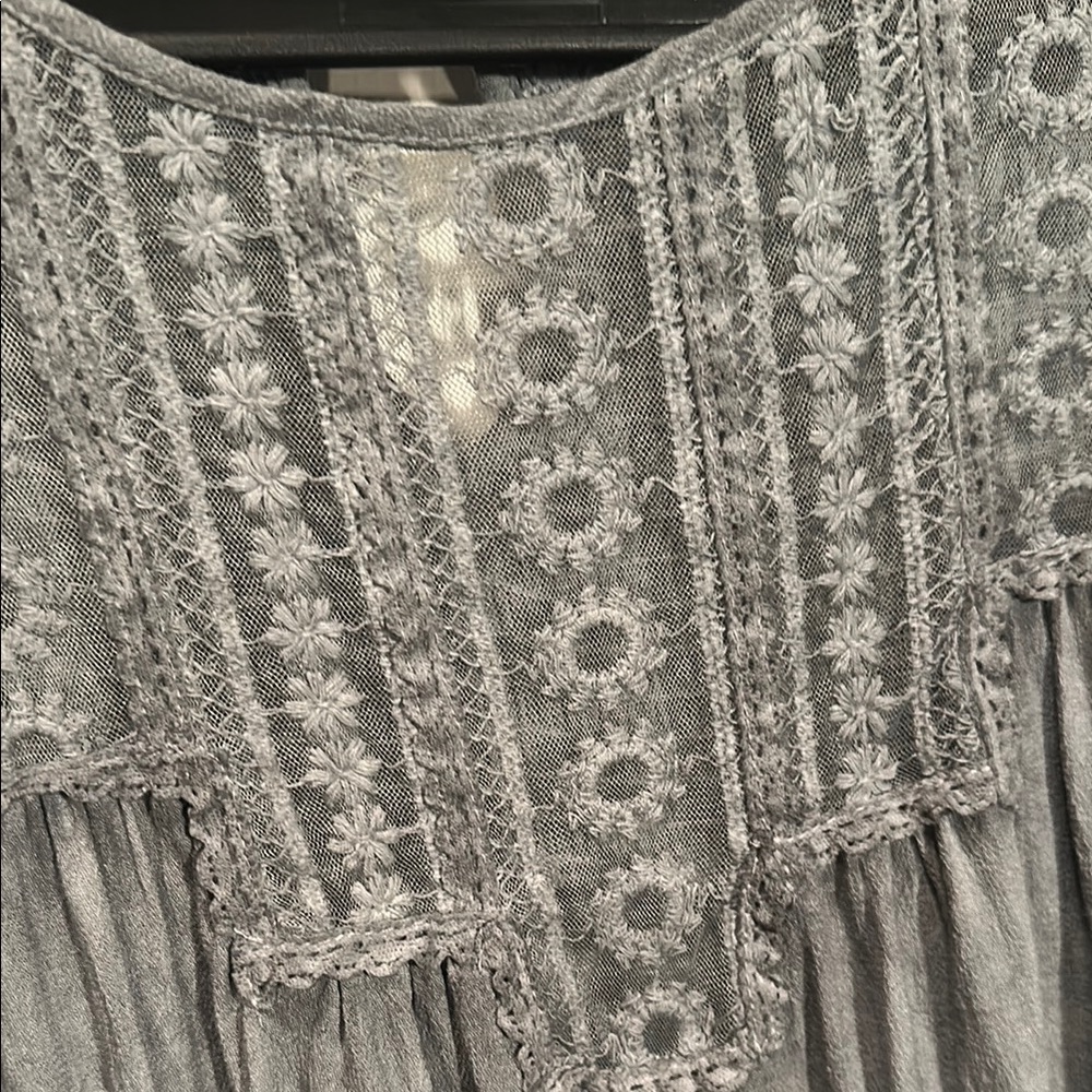 POL Tunic - Picture 2 of 6